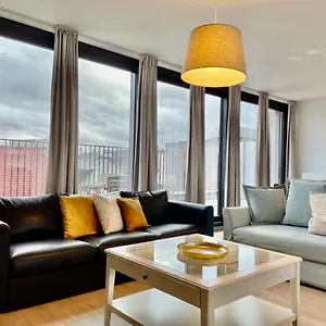 Holiday home Oneluxstay Near Diamond District 