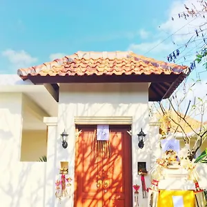 Kubu Homestay