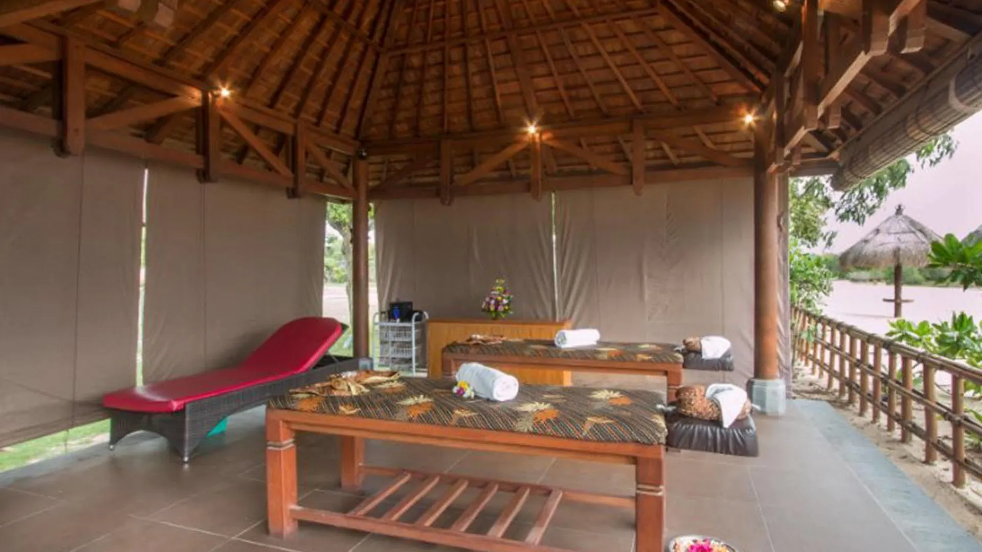 Hotel Peninsula Bay Resort Nusa Dua